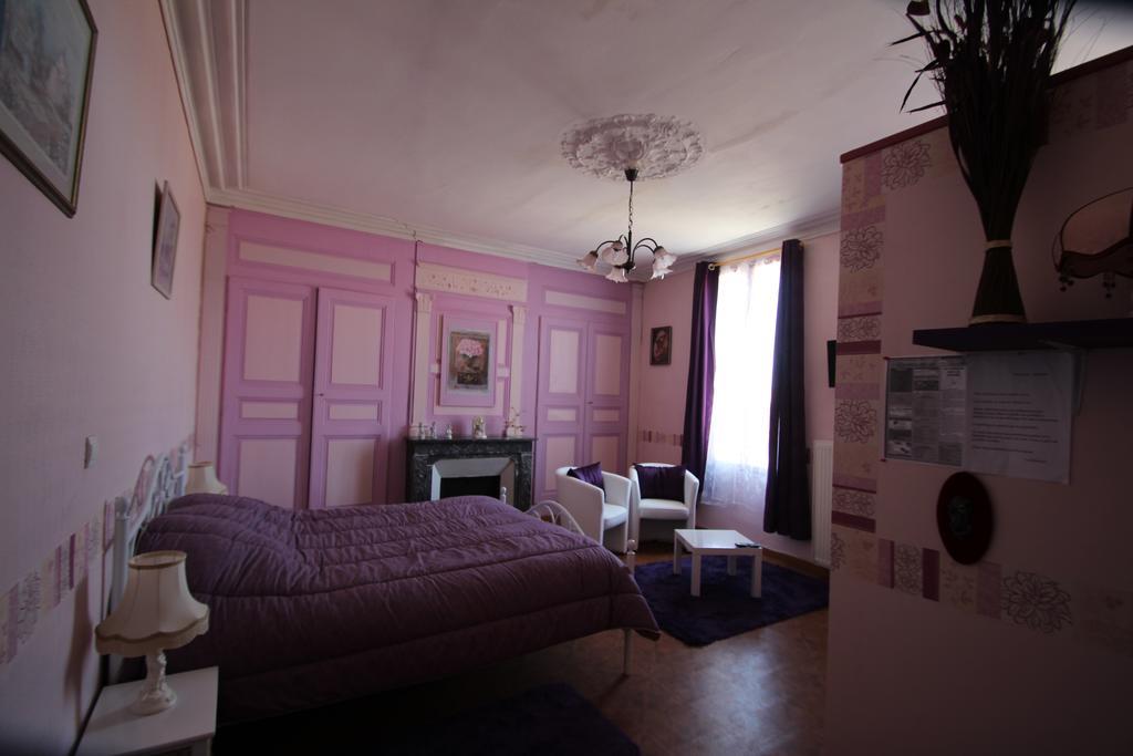 Domaine Des Roses Bed and Breakfast Vaudelnay Rum bild